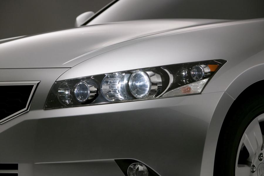 Honda Accord Coupe Concept 2007 года  (фото 8 из 15)